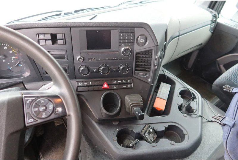 Mercedes-Benz ANTOS 2830 Kraanwagen open Laadbak Fassi F295 + FLY-JIB - Camión grúa: foto 5 Mercedes-Benz ANTOS 2830 Kraanwagen open Laadbak Fassi F295 + FLY-JIB - Camión grúa: foto 5