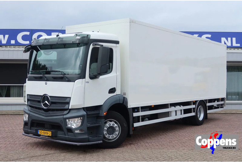 Mercedes-Benz Antos 1924 LL Bakwagen + laadklep 2500 kg - Camión caja cerrada: foto 1 Mercedes-Benz Antos 1924 LL Bakwagen + laadklep 2500 kg - Camión caja cerrada: foto 1