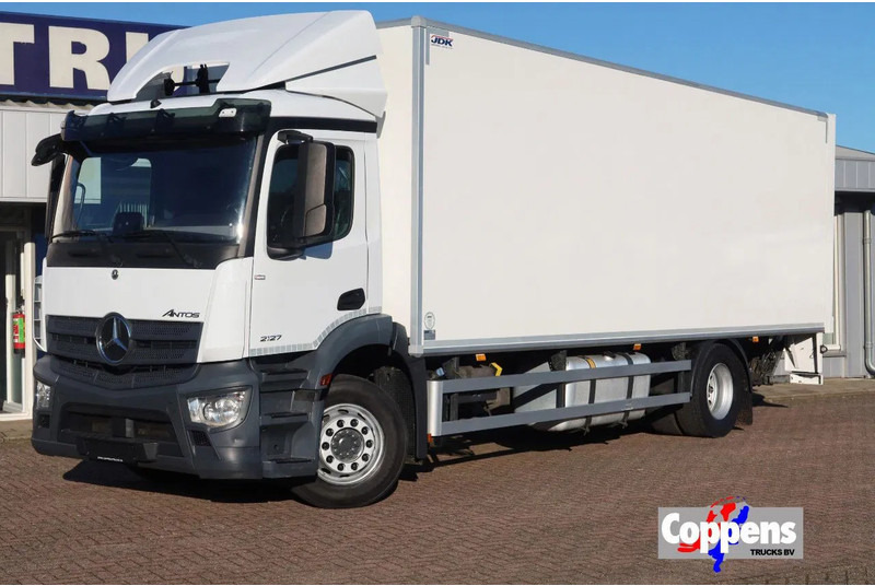 Mercedes-Benz Antos 2127 L Bak+Klep 2000 kg Euro 6 - Camión caja cerrada: foto 1 Mercedes-Benz Antos 2127 L Bak+Klep 2000 kg Euro 6 - Camión caja cerrada: foto 1