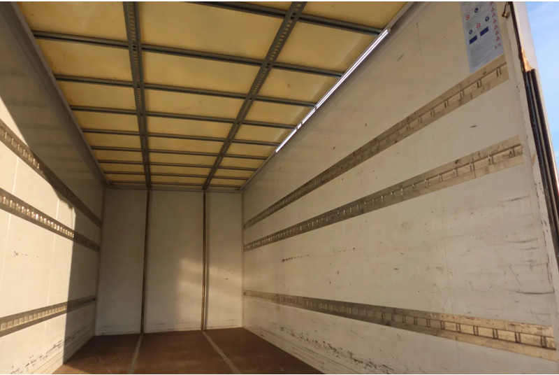 Mercedes-Benz Atego 818 L bak + klep grijs metallic € 14.650.- euro netto - Camión caja cerrada: foto 4 Mercedes-Benz Atego 818 L bak + klep grijs metallic € 14.650.- euro netto - Camión caja cerrada: foto 4