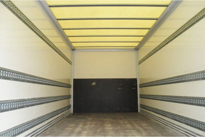 Mercedes-Benz Atego Bak + klep Euro 6 1527 L - Camión caja cerrada: foto 4 Mercedes-Benz Atego Bak + klep Euro 6 1527 L - Camión caja cerrada: foto 4