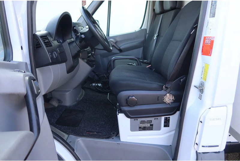 Mercedes-Benz Sprinter 316 CDI Carrier Koel/Vries Bak+Klep. Dag en nacht aansluiting - Furgoneta frigorifica: foto 5 Mercedes-Benz Sprinter 316 CDI Carrier Koel/Vries Bak+Klep. Dag en nacht aansluiting - Furgoneta frigorifica: foto 5