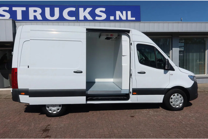 Mercedes-Benz Sprinter 316 Koel/Vries L2/H2 Trekhaak 3500kg - Furgoneta frigorifica: foto 2 Mercedes-Benz Sprinter 316 Koel/Vries L2/H2 Trekhaak 3500kg - Furgoneta frigorifica: foto 2