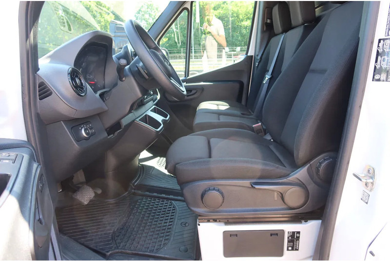Mercedes-Benz Sprinter 317 L2 H2 Gesloten Bestelwagen - Furgón: foto 5 Mercedes-Benz Sprinter 317 L2 H2 Gesloten Bestelwagen - Furgón: foto 5