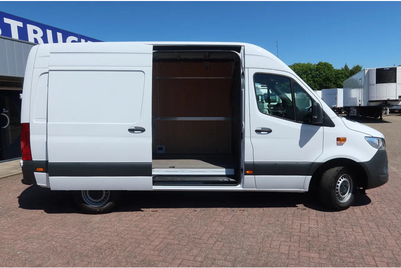 Mercedes-Benz Sprinter 317 L2 H2 Gesloten Bestelwagen - Furgón: foto 3 Mercedes-Benz Sprinter 317 L2 H2 Gesloten Bestelwagen - Furgón: foto 3