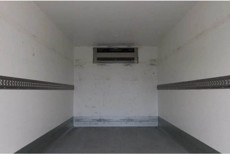 Mercedes-Benz Sprinter 519 CDI B.E. Koel Combi + Laadklep 1000kg Met Stekker 220 Volt - Furgoneta frigorifica: foto 4 Mercedes-Benz Sprinter 519 CDI B.E. Koel Combi + Laadklep 1000kg Met Stekker 220 Volt - Furgoneta frigorifica: foto 4