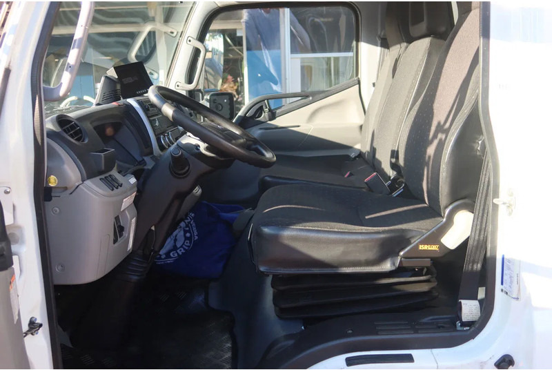 Mitsubishi Canter Mitsubishi Canter 7 C 18 + Klep 1000kg Euro 6 PRIJS 19.950 euro - Camión caja cerrada: foto 4 Mitsubishi Canter Mitsubishi Canter 7 C 18 + Klep 1000kg Euro 6 PRIJS 19.950 euro - Camión caja cerrada: foto 4