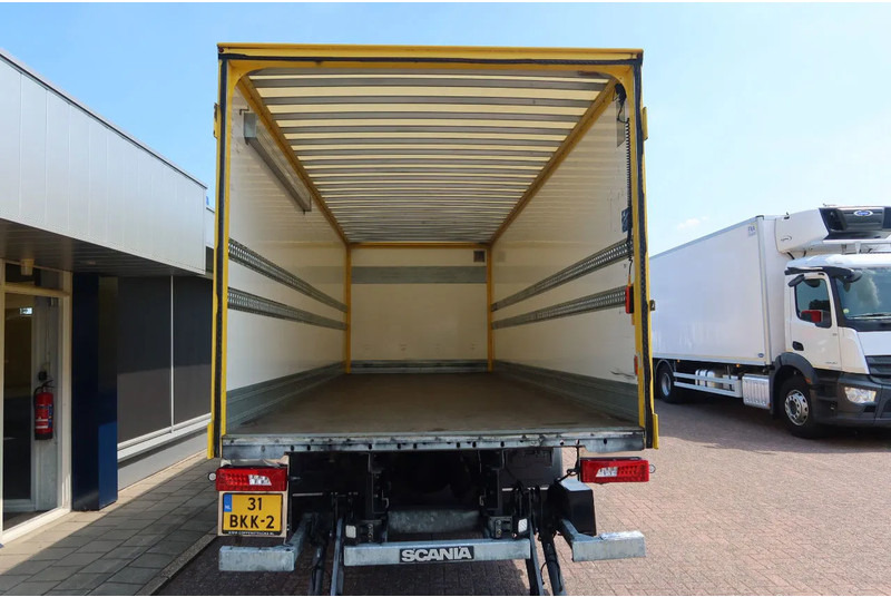 Scania P250 4x2 Bakwagen+Klep E6 Dhollandia 1500 kg - Camión caja cerrada: foto 4 Scania P250 4x2 Bakwagen+Klep E6 Dhollandia 1500 kg - Camión caja cerrada: foto 4