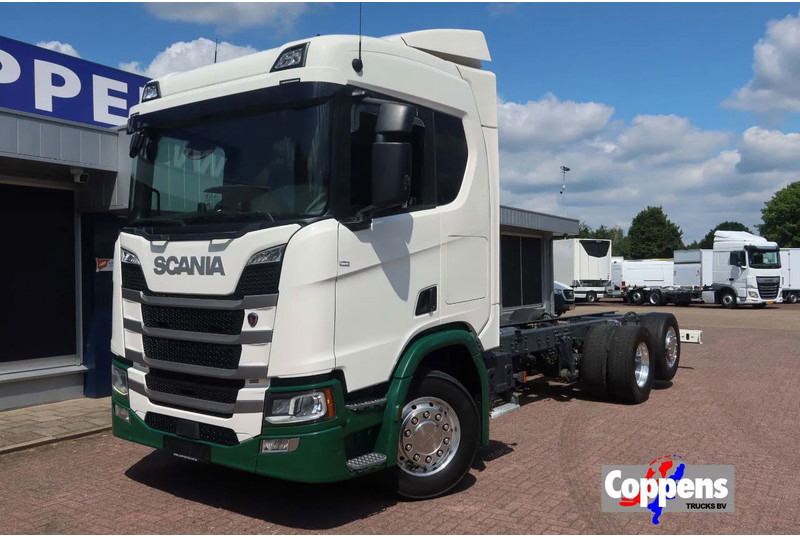 Scania R500 NGS R 500 6x2 Chassis, Stuur liftr as 6x2 - Camión chasis: foto 1 Scania R500 NGS R 500 6x2 Chassis, Stuur liftr as 6x2 - Camión chasis: foto 1