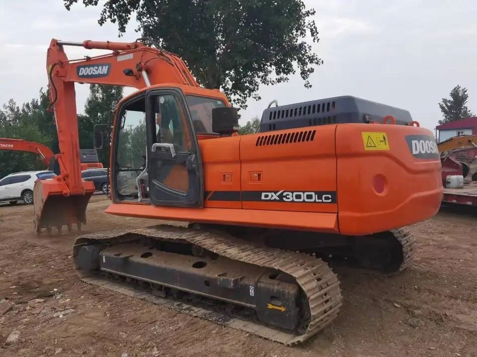 Doosan DX300LC - Excavadora de cadenas: foto 4 Doosan DX300LC - Excavadora de cadenas: foto 4