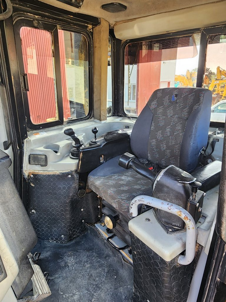 Bulldozer CAT D6R SERIE II: foto 7