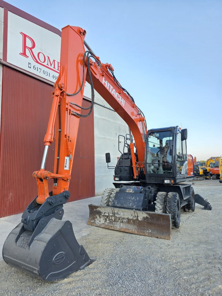 HITACHI ZX140W-6 - Excavadora de ruedas: foto 2 HITACHI ZX140W-6 - Excavadora de ruedas: foto 2
