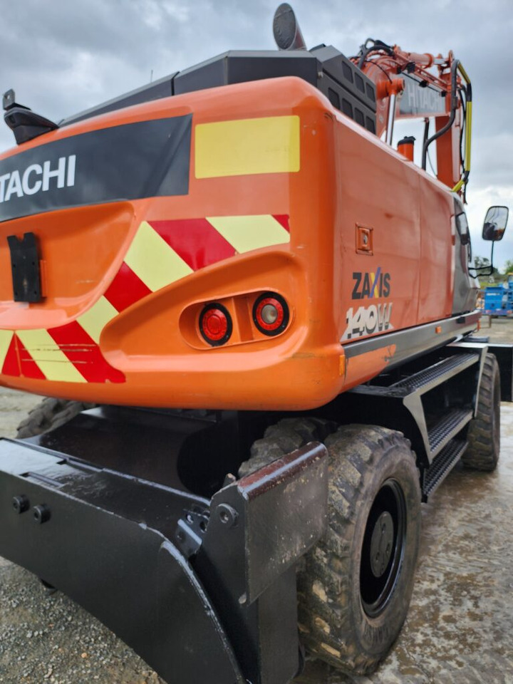 HITACHI ZX140W-6 - Excavadora de ruedas: foto 3 HITACHI ZX140W-6 - Excavadora de ruedas: foto 3