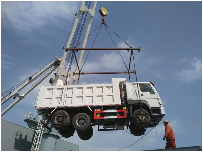 HOWO 6X4 WATER TANK TRUCK HIGH QUALITY 290HP/336HP / 371HP Tipper - Camión cisterna: foto 3 HOWO 6X4 WATER TANK TRUCK HIGH QUALITY 290HP/336HP / 371HP Tipper - Camión cisterna: foto 3