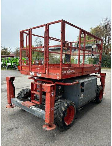 Skyjack SJ6826RT 10m Scherenarbeitsbühne BJ 2015 - Plataforma de tijeras: foto 3 Skyjack SJ6826RT 10m Scherenarbeitsbühne BJ 2015 - Plataforma de tijeras: foto 3