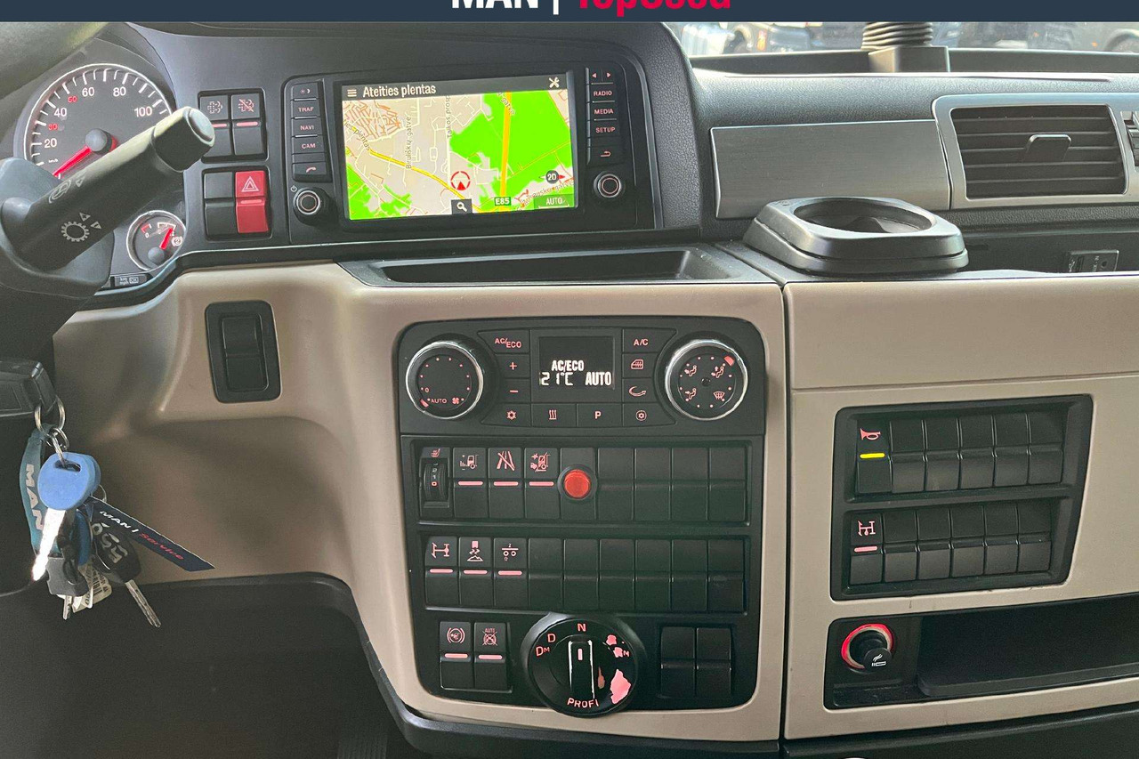 MAN 18.460 XLX cab Hidraulika (9312) - Cabeza tractora: foto 5 MAN 18.460 XLX cab Hidraulika (9312) - Cabeza tractora: foto 5