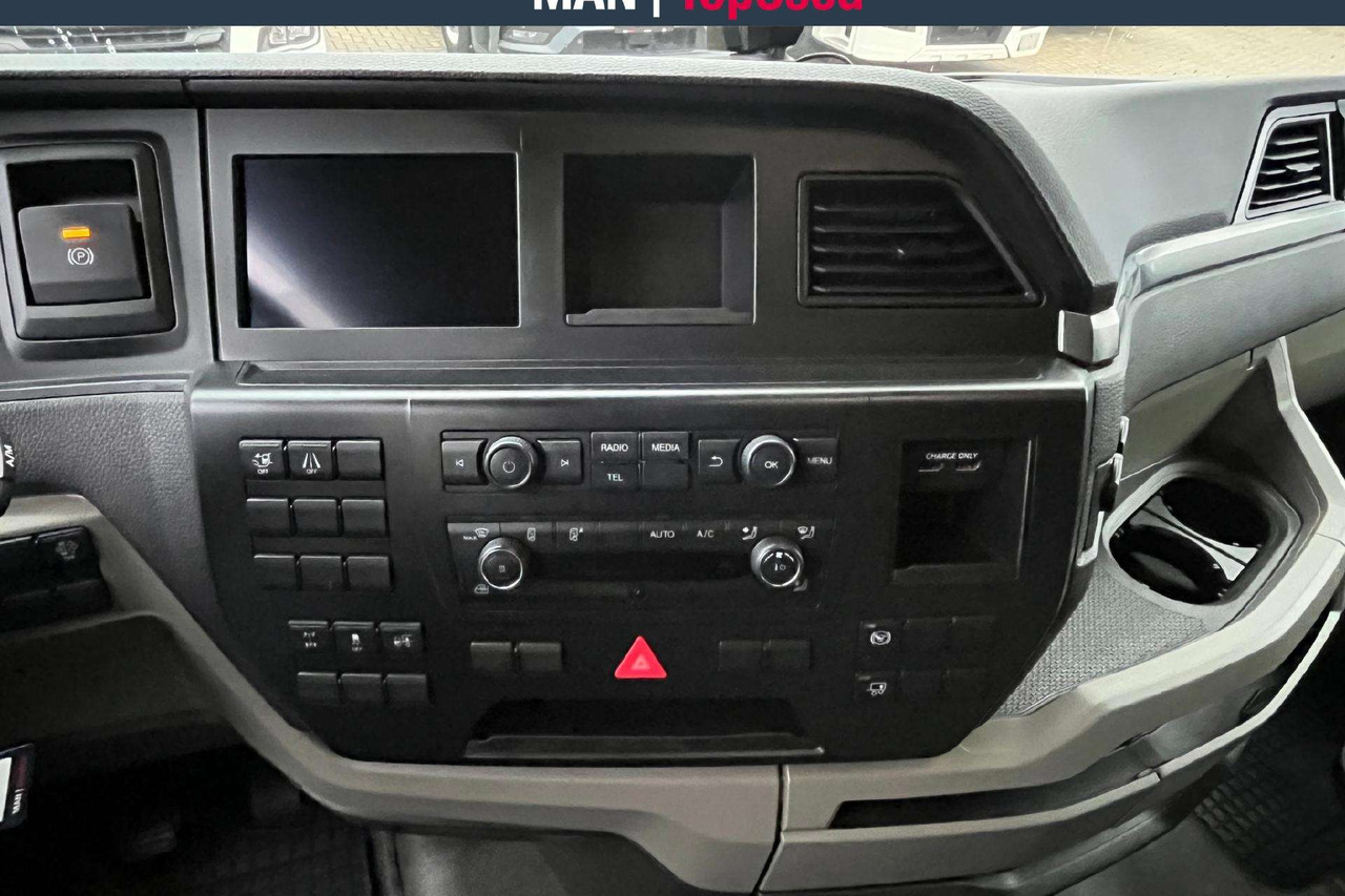 Cabeza tractora MAN 18.480 GX cab Retarder (8232): foto 7 Cabeza tractora MAN 18.480 GX cab Retarder (8232): foto 7