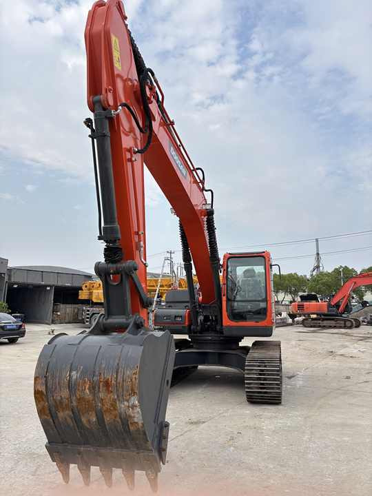 22 Tons Excavator Original Doosan Dx225LCA Crawler Digger Secondhand Used Good Condition Doosan Hydraulic Excavator on Sale - Excavadora de cadenas: foto 2 22 Tons Excavator Original Doosan Dx225LCA Crawler Digger Secondhand Used Good Condition Doosan Hydraulic Excavator on Sale - Excavadora de cadenas: foto 2