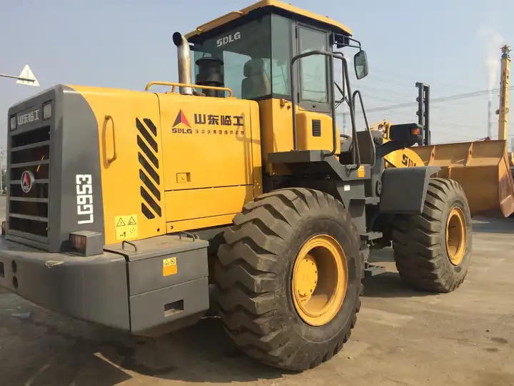 5 ton mini Used Original State loader SDLG 953 Used Small wheel loader in good condition for sale - Cargadora de ruedas: foto 2 5 ton mini Used Original State loader SDLG 953 Used Small wheel loader in good condition for sale - Cargadora de ruedas: foto 2