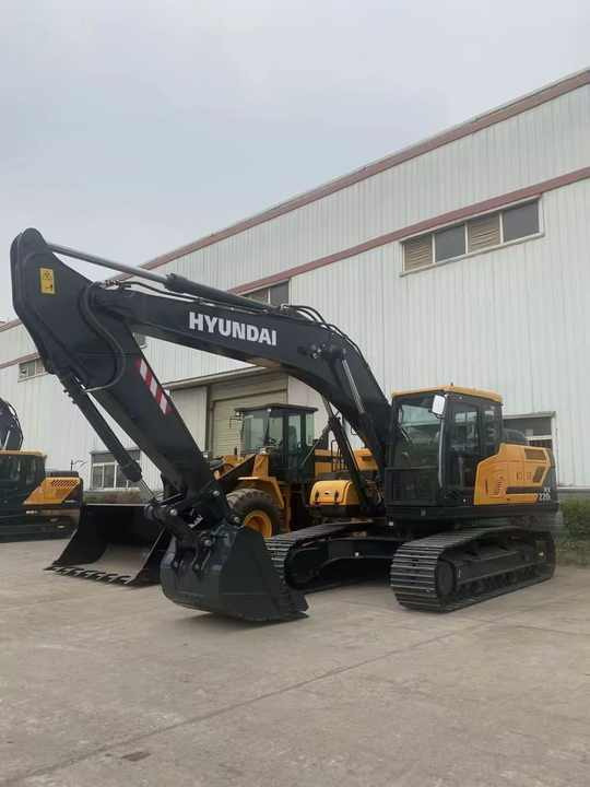 Certificated High Quality Hyundai 220LC Excavator 220lc-9s HX220L 220HD 22 Tons Excavator for Sale - Excavadora: foto 4 Certificated High Quality Hyundai 220LC Excavator 220lc-9s HX220L 220HD 22 Tons Excavator for Sale - Excavadora: foto 4
