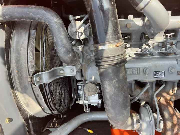 Digger Micro Crawler Excavator Used Hitachi ZX200 Crawler Excavator Hot Sale In Stock, Hitachi Excavators - Excavadora de cadenas: foto 3 Digger Micro Crawler Excavator Used Hitachi ZX200 Crawler Excavator Hot Sale In Stock, Hitachi Excavators - Excavadora de cadenas: foto 3