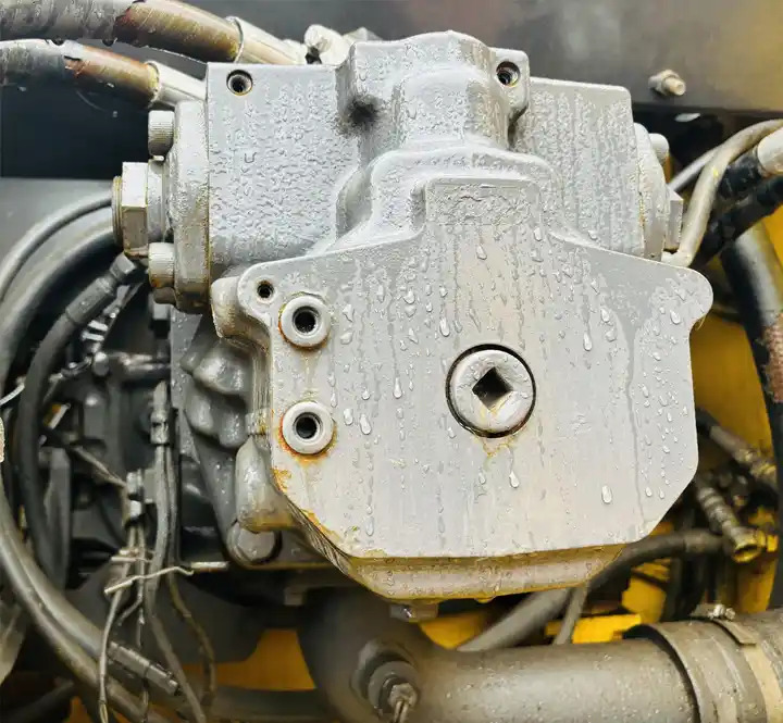 Favorable Price Japan Original Good Working Condition Used Komatsu Pc300-7 Tracked Excavator In Shanghai - Excavadora de cadenas: foto 4 Favorable Price Japan Original Good Working Condition Used Komatsu Pc300-7 Tracked Excavator In Shanghai - Excavadora de cadenas: foto 4