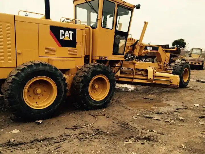 Good Condition Original Japan Used CAT 140H Motor Grader Used 140h CAT 140H used Motor Grader - Grader: foto 4 Good Condition Original Japan Used CAT 140H Motor Grader Used 140h CAT 140H used Motor Grader - Grader: foto 4