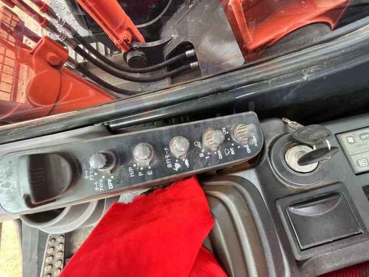 Hot sale Used Hitachi ZX120 digger medium size Excavator second hand excavator - Excavadora de cadenas: foto 4 Hot sale Used Hitachi ZX120 digger medium size Excavator second hand excavator - Excavadora de cadenas: foto 4