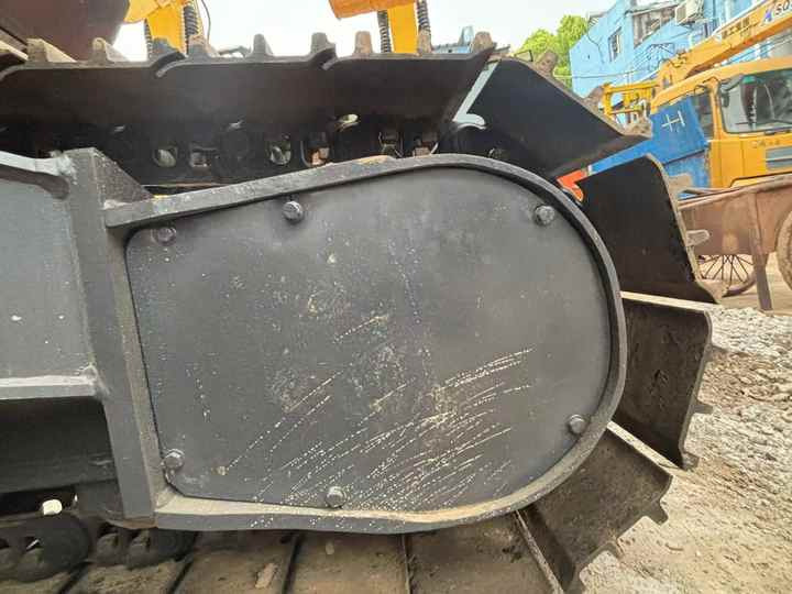 Hot sale Used Hitachi ZX200-3 digger 20ton Excavator second hand excavator - Excavadora de cadenas: foto 4 Hot sale Used Hitachi ZX200-3 digger 20ton Excavator second hand excavator - Excavadora de cadenas: foto 4