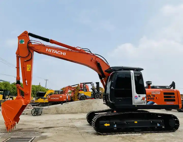 Japan Original 20t Excavator Hitachi Zx200-3g Zx200 Crawler Excavator With 6bg1 Engine In Shanghai - Excavadora de cadenas: foto 1 Japan Original 20t Excavator Hitachi Zx200-3g Zx200 Crawler Excavator With 6bg1 Engine In Shanghai - Excavadora de cadenas: foto 1