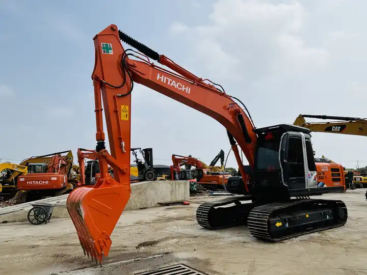 Japan Original 20t Excavator Hitachi Zx200-3g Zx200 Crawler Excavator With 6bg1 Engine In Shanghai - Excavadora de cadenas: foto 4 Japan Original 20t Excavator Hitachi Zx200-3g Zx200 Crawler Excavator With 6bg1 Engine In Shanghai - Excavadora de cadenas: foto 4