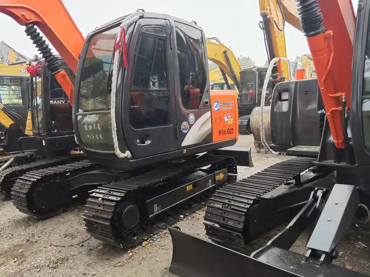 Original 7ton Used Excavator In Shanghai China 2019 Second Hand Hitachi Zx70 Used Excavator For Sale - Excavadora de cadenas: foto 3 Original 7ton Used Excavator In Shanghai China 2019 Second Hand Hitachi Zx70 Used Excavator For Sale - Excavadora de cadenas: foto 3
