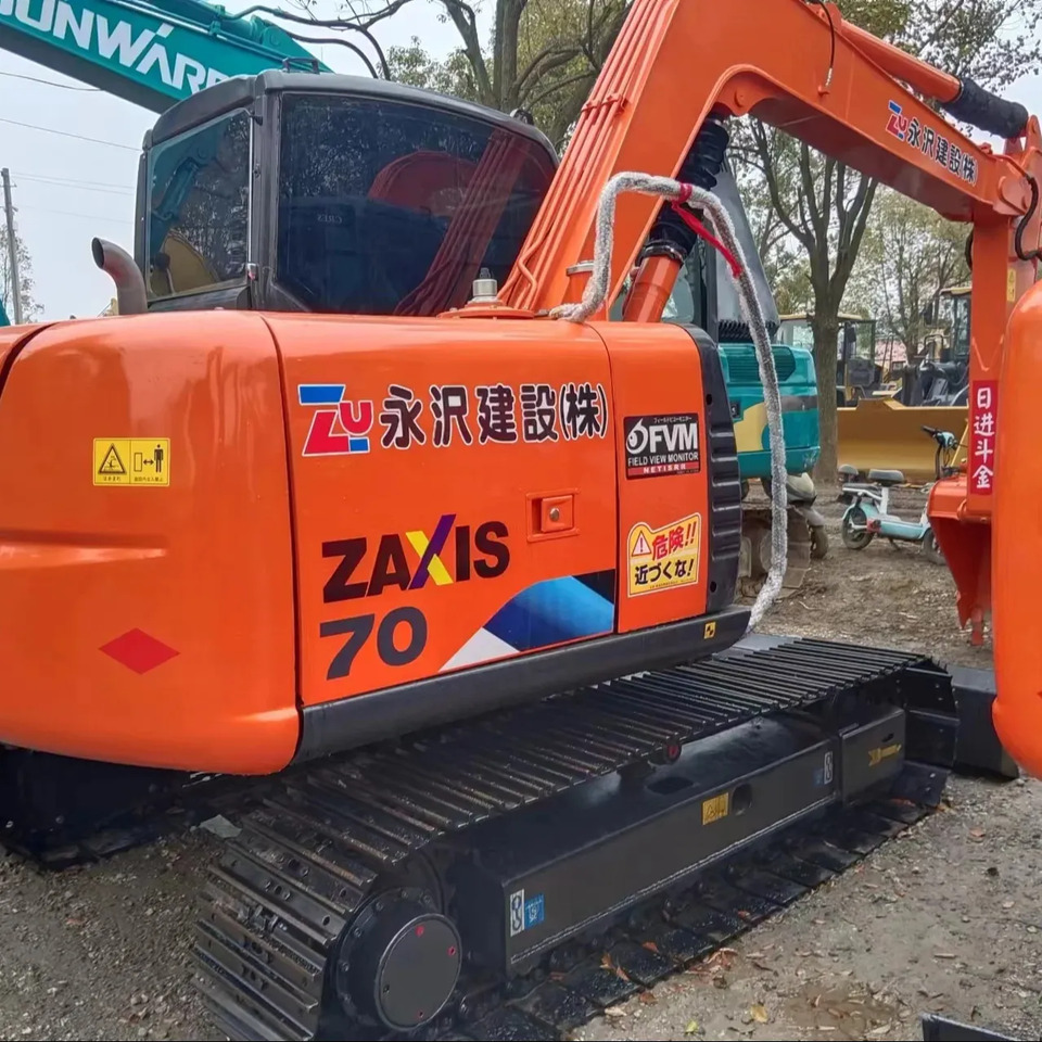Excavadora de cadenas Original 7ton Used Excavator In Shanghai China 2019 Second Hand Hitachi Zx70 Used Excavator For Sale: foto 1