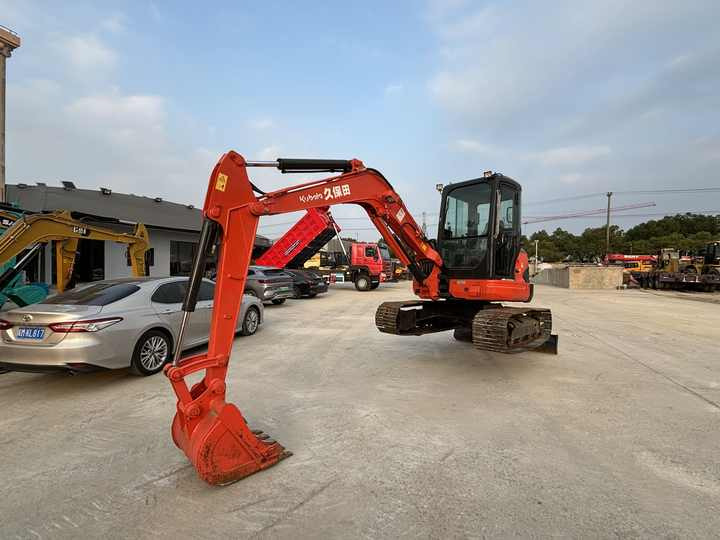 Original Japan Used Kubota KX155 Excavator 6 Ton Kubota KX161 155 165 Mini Digger Small Second Hand Swing Boom Excavator - Excavadora de cadenas: foto 2 Original Japan Used Kubota KX155 Excavator 6 Ton Kubota KX161 155 165 Mini Digger Small Second Hand Swing Boom Excavator - Excavadora de cadenas: foto 2