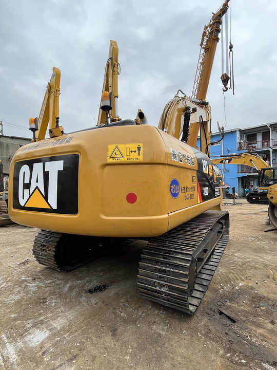 Original japan Used CAT 320D 320D2 crawler excavator CAT 320 used excavators 20 tons excavator for sale - Excavadora de cadenas: foto 3 Original japan Used CAT 320D 320D2 crawler excavator CAT 320 used excavators 20 tons excavator for sale - Excavadora de cadenas: foto 3
