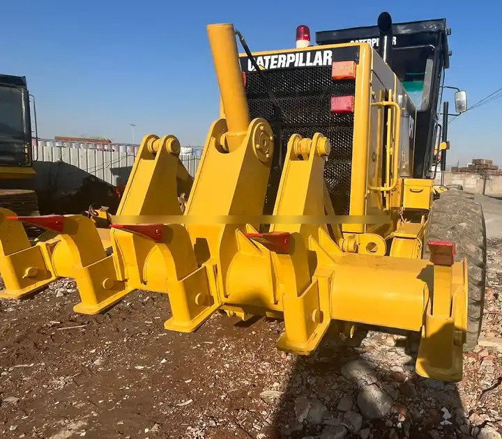 Second hand Caterpillar motor Grader CAT 140K for sale, used CAT 140G 140H 140K in good condition - Grader: foto 1 Second hand Caterpillar motor Grader CAT 140K for sale, used CAT 140G 140H 140K in good condition - Grader: foto 1