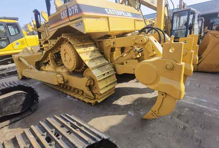 Used Bulldozers CAT D7R D8R with low price in Low Working Hour - Bulldozer: foto 5 Used Bulldozers CAT D7R D8R with low price in Low Working Hour - Bulldozer: foto 5