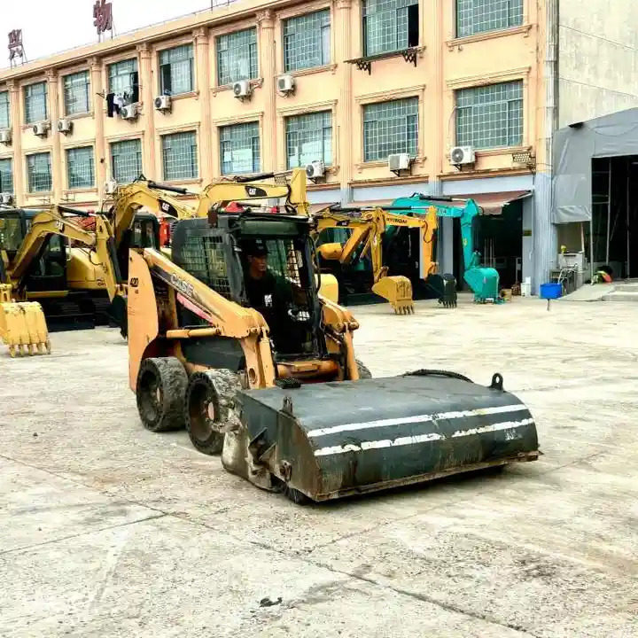 Used Case 420 Backhoe Loader Used Skid Steer Loader CASE 430 CASE 440 - Minicargadora: foto 3 Used Case 420 Backhoe Loader Used Skid Steer Loader CASE 430 CASE 440 - Minicargadora: foto 3
