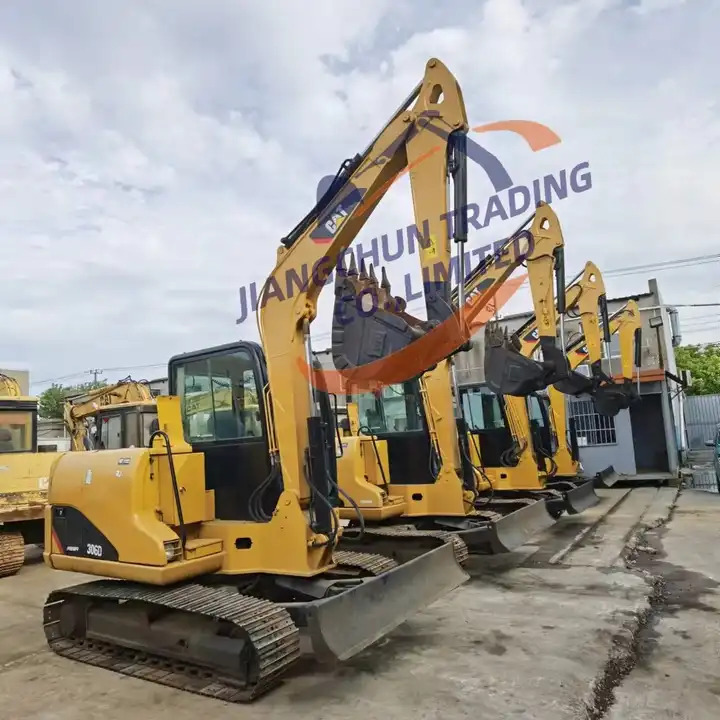 Used Caterpillar CAT 306D Excavator / Cat excavator 305 306 307 308 mini caterpillar excavator for sale - Excavadora: foto 2 Used Caterpillar CAT 306D Excavator / Cat excavator 305 306 307 308 mini caterpillar excavator for sale - Excavadora: foto 2