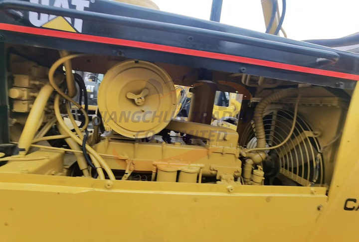 Used Good Condition dozer cat d7g bulldozer Well Maintanced Second hand Caterpillar D7G Crawler Bulldozers D7G D7H D7R - Bulldozer: foto 4 Used Good Condition dozer cat d7g bulldozer Well Maintanced Second hand Caterpillar D7G Crawler Bulldozers D7G D7H D7R - Bulldozer: foto 4