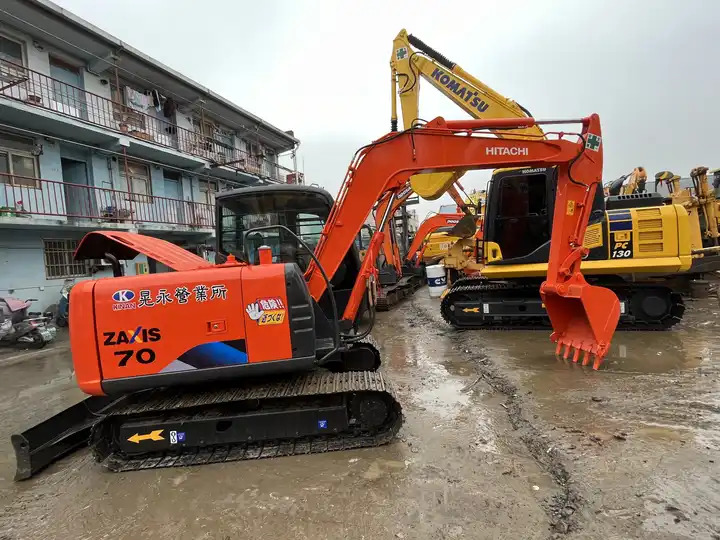 Used Hitachi excavator ZX70 in good condition for sale - Excavadora de cadenas: foto 4 Used Hitachi excavator ZX70 in good condition for sale - Excavadora de cadenas: foto 4