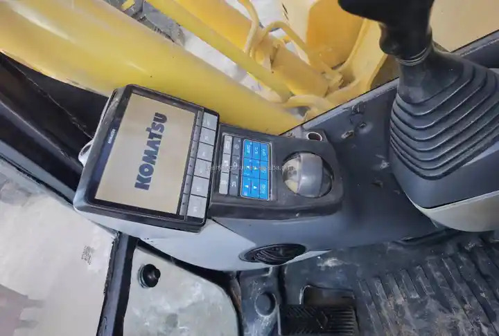Used Komatsu excavator Pc220-8 in good condition for sale,second hand PC200-8 in good condition - Excavadora de cadenas: foto 5 Used Komatsu excavator Pc220-8 in good condition for sale,second hand PC200-8 in good condition - Excavadora de cadenas: foto 5