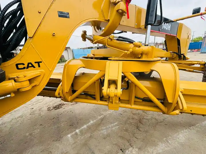 Used Motor Grader With Ripper Cat 140h Original Japan,Caterpillar Second Hand Motor Grader With Best Price In Shanghai - Grader: foto 2 Used Motor Grader With Ripper Cat 140h Original Japan,Caterpillar Second Hand Motor Grader With Best Price In Shanghai - Grader: foto 2