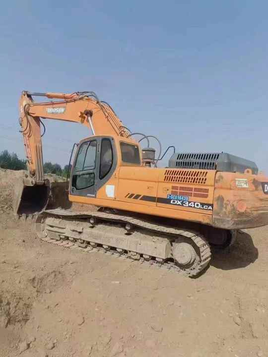 Used Original Korea Doosan 34 Ton Excavator with Cheap Price and Good Condition DOOSAN Dx340LCA Dx225 Dx330 DX360for Sale - Excavadora: foto 3 Used Original Korea Doosan 34 Ton Excavator with Cheap Price and Good Condition DOOSAN Dx340LCA Dx225 Dx330 DX360for Sale - Excavadora: foto 3