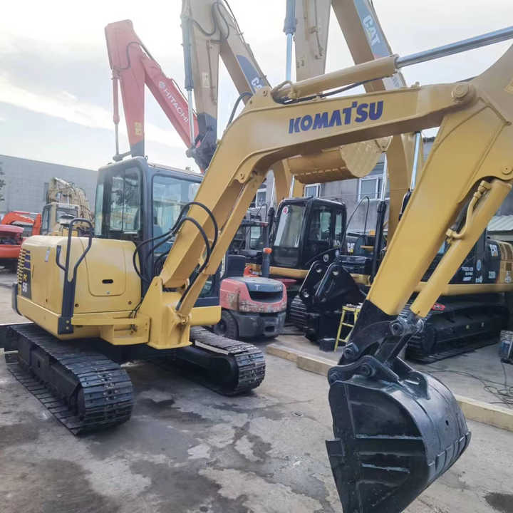 Used komatsu PC 56-7 Pc60-7 Crawler Excavator 6 Ton Excavator In Shanghai China For Sale PC 60 60-7 PC60 PC78 Nice excavator - Excavadora de cadenas: foto 1 Used komatsu PC 56-7 Pc60-7 Crawler Excavator 6 Ton Excavator In Shanghai China For Sale PC 60 60-7 PC60 PC78 Nice excavator - Excavadora de cadenas: foto 1