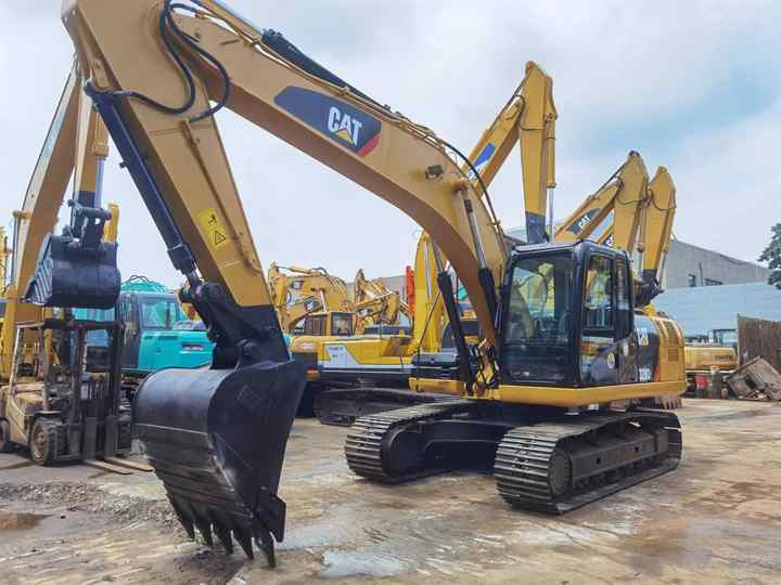 Heavy Excavator CAT 320d Original US Used CAT 320d Excavator 20 TonsExcavator CAT320C 320D 320d2 on sale - Excavadora de cadenas: foto 2 Heavy Excavator CAT 320d Original US Used CAT 320d Excavator 20 TonsExcavator CAT320C 320D 320d2 on sale - Excavadora de cadenas: foto 2