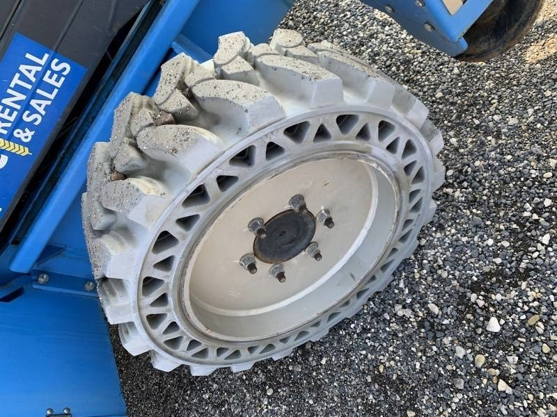 Plataforma de tijeras ATN CX15 - 15m, 4x4, diesel: foto 10 Plataforma de tijeras ATN CX15 - 15m, 4x4, diesel: foto 10