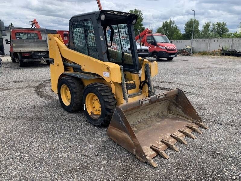 Gehl R 135 Gehl R 135 - Minicargadora: foto 1 Gehl R 135 Gehl R 135 - Minicargadora: foto 1