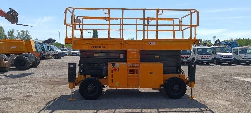 Haulotte H18SX - 18m, 4x4, diesel - Plataforma de tijeras: foto 4 Haulotte H18SX - 18m, 4x4, diesel - Plataforma de tijeras: foto 4