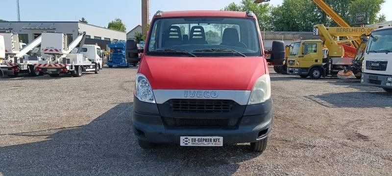Iveco 35C13 - Tipper - Camión volquete: foto 5 Iveco 35C13 - Tipper - Camión volquete: foto 5
